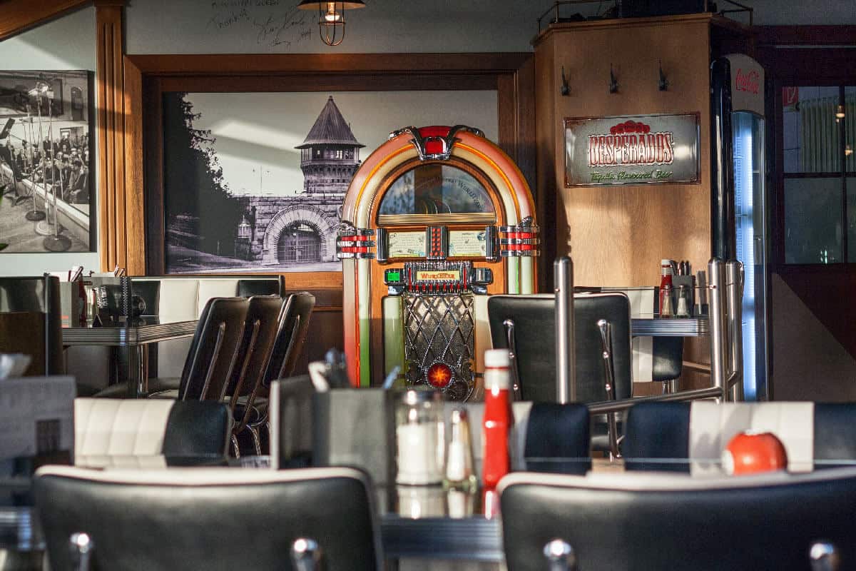 Folsom Prison Diner Jukebox_HeleneNeufeld