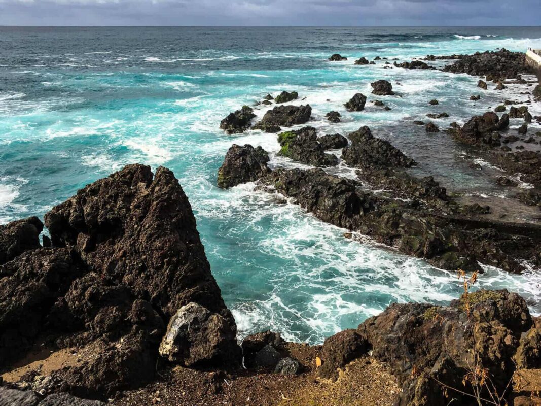 Felsen im Meer